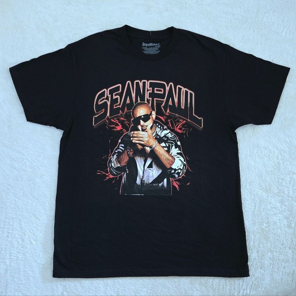 BrandMakers Sean Paul🎶 With Lighter Graphic Tee👕